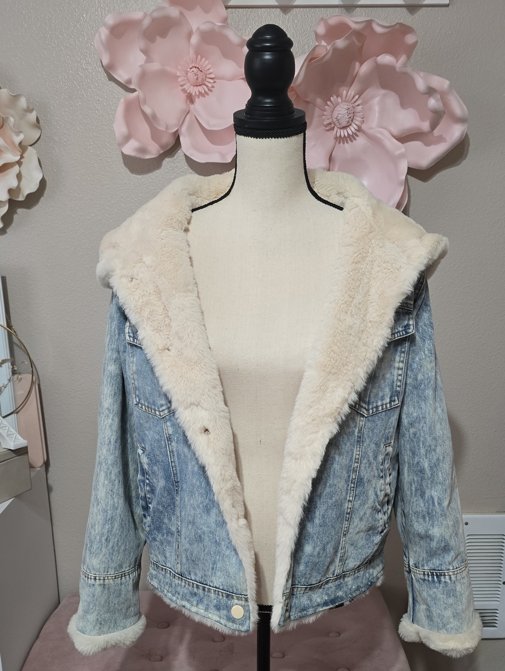 Windsor Light Wash Denim Jacket with Cream Faux Shearling